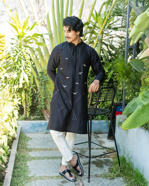 CANVAS OF FREEDOM KURTA SET