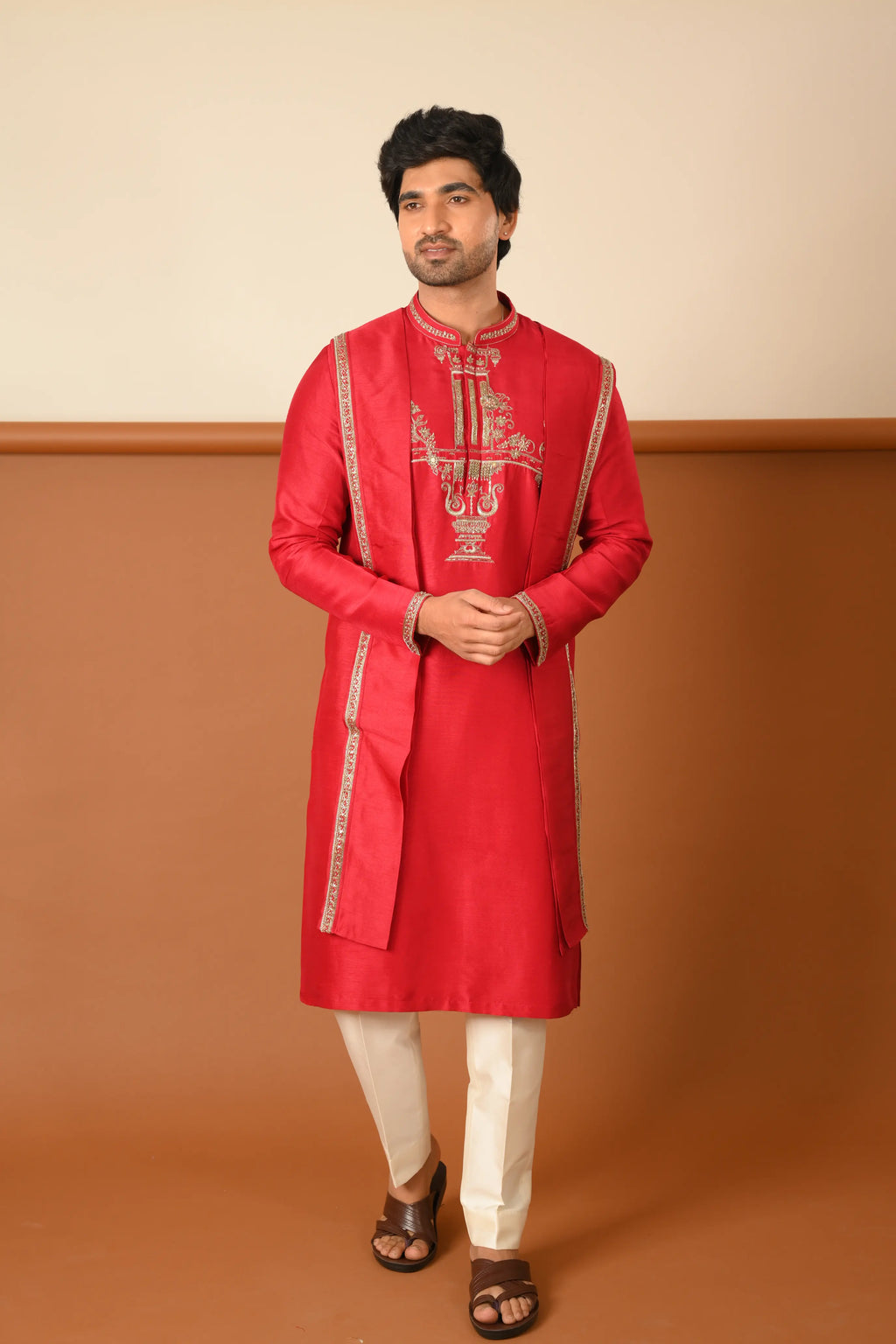TEMPLE PILLAR KURTA SET