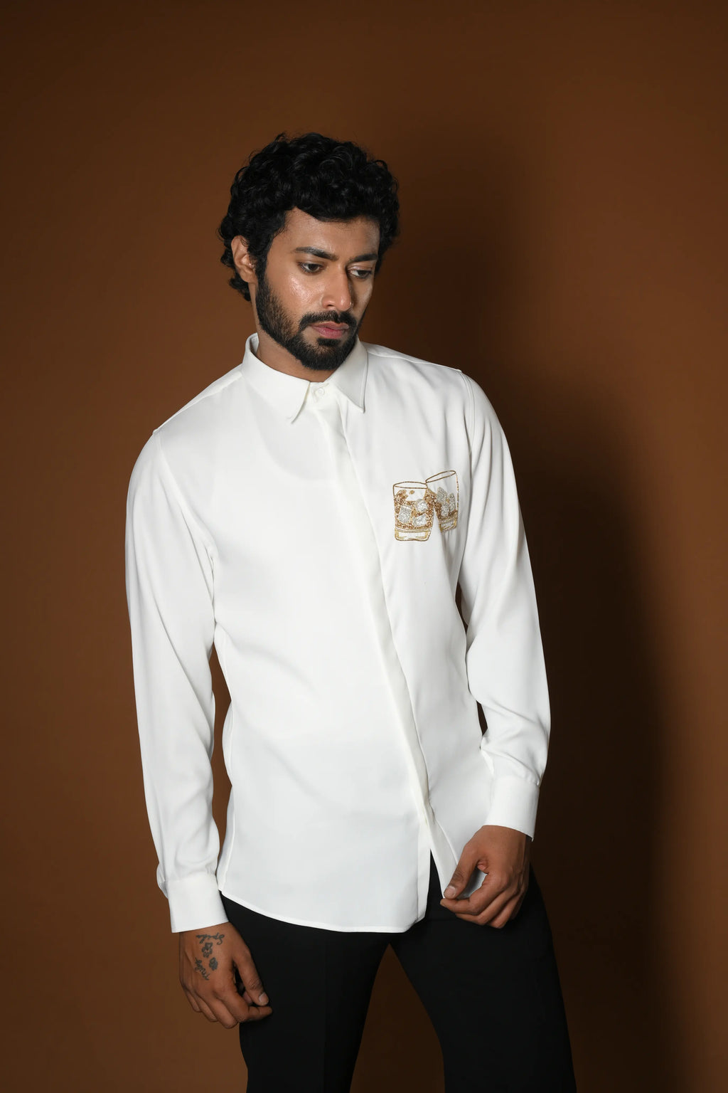 CHEERS/GLASSES SHIRT