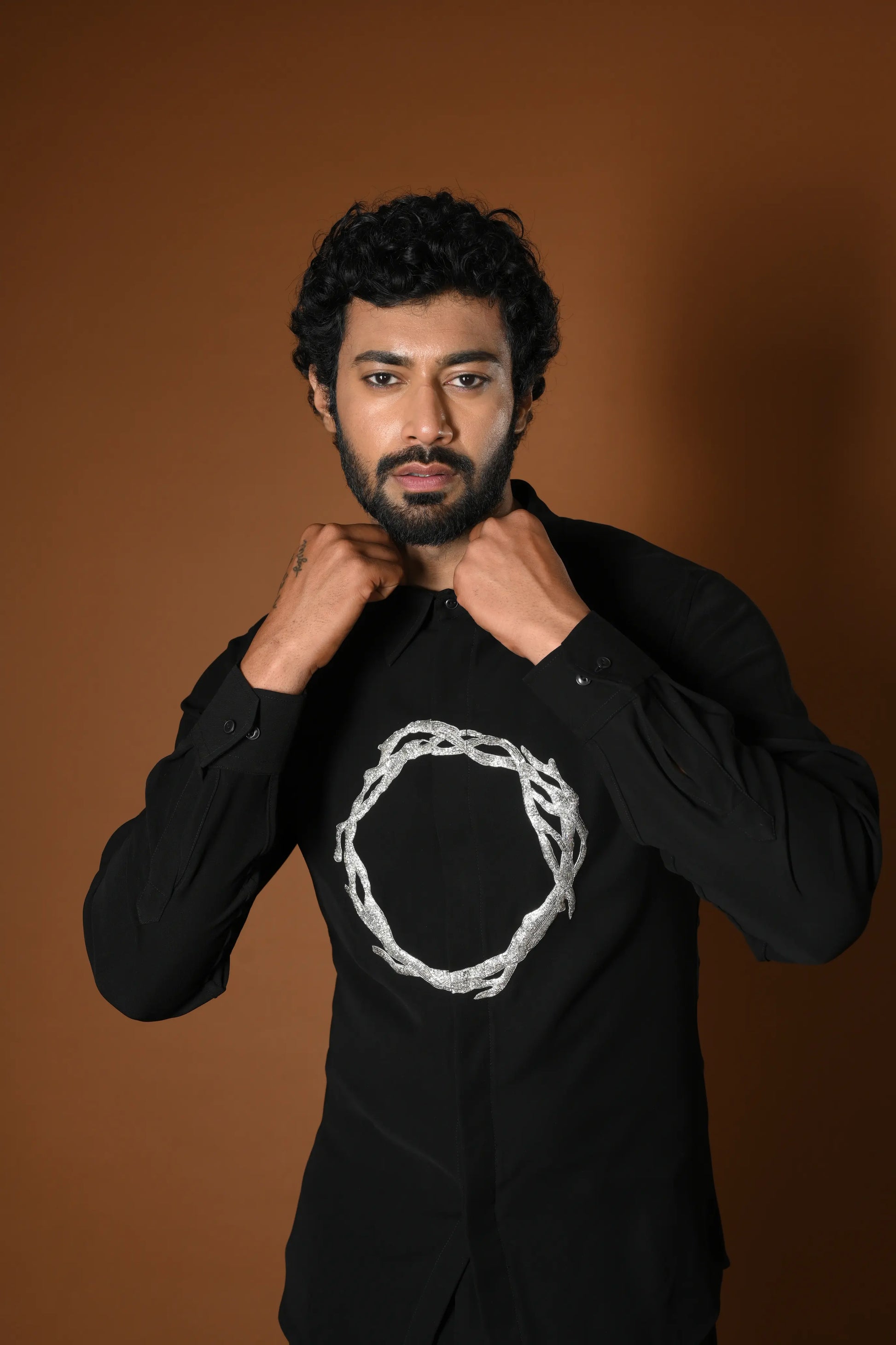 TWINE CIRCLE SHIRT