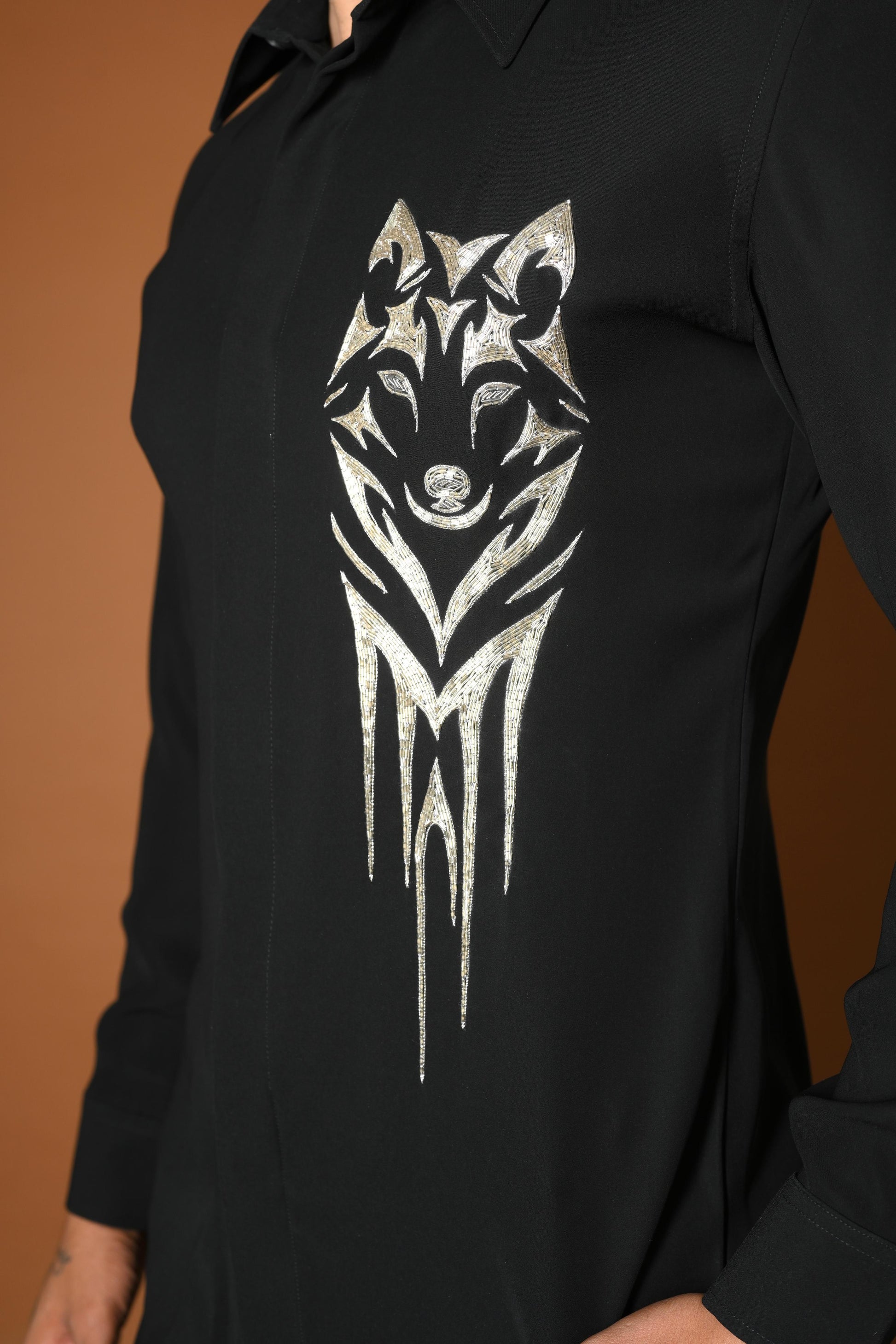 WOLF SHIRT